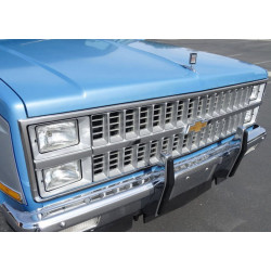 PartzBiz CM GRO82CC - Brothers Trucks Grille - Chrome/Gray