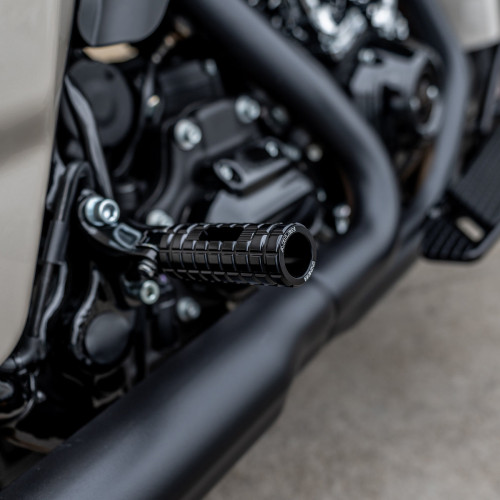 PartzBiz HD: 3485661-Arlen Ness SpeedLiner Footpegs Male Black Knurled Pair Driver Passenger Harley