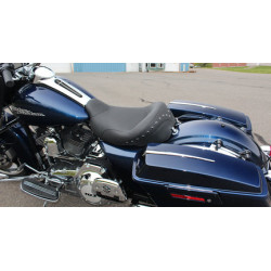 PartzBiz HD 76027 - Mustang Vintage Black Solo Motorcycle Seat Harley 2008+ Touring Bagger FLH FLT