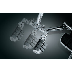 PartzBiz HD 7993 - Kuryakyn Chrome Offset 1.25‚” การ์ดเอ็นจิ้นติดเฟรม Dually Iso Pegs Set Harley