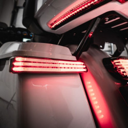 PartzBiz HD PB-SBSEQ-SS6-BS - Custom Dynamics ProBeam Smoke LED Sequential Low-Profile BAGZ Light Harley 10-13 สัญญาณไฟเลี้ยว touring bagger dresser LED