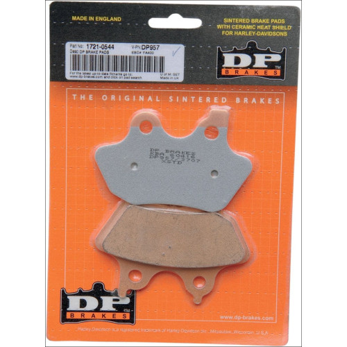 PartzBiz HD: 4418429-DP เบรค Sintered โลหะผ้าเบรคหน้าและหลังสำหรับ Harley Big Twin 05-07 DP-957 OEM REPL 44082-00A/00C