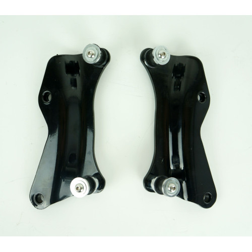 PartzBiz HD: 4416428-ชุดอุปกรณ์เชื่อมต่อ EPC สีดำ 4 จุดสำหรับรุ่น 14-17 Harley Touring FLH และ FLT
