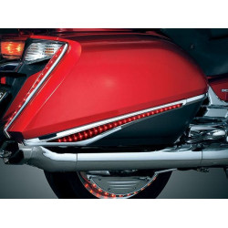 PartzBiz HD KA3232 - Kuryakyn Chrome Saddlebag Accent โฉบเฉี่ยวพร้อมไฟ LED สำหรับ GL1800 & F6B | 3232