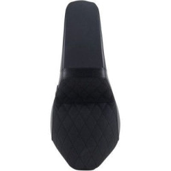 PartzBiz HD LPLYF-590DMGP - Le Pera LYF-590DMGP สีดำ Kickflip 2-Up Seat Diamond Gripp Harley M8 FXFB 18-23 0802-1339 08021339 milwaukeeแปด fat boy bob breakout