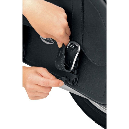 PartzBiz HD: 4403776-Saddlemen Drifter Express Tail Bag กระเป๋า Sissy Bar สำหรับ Harley และ Metric